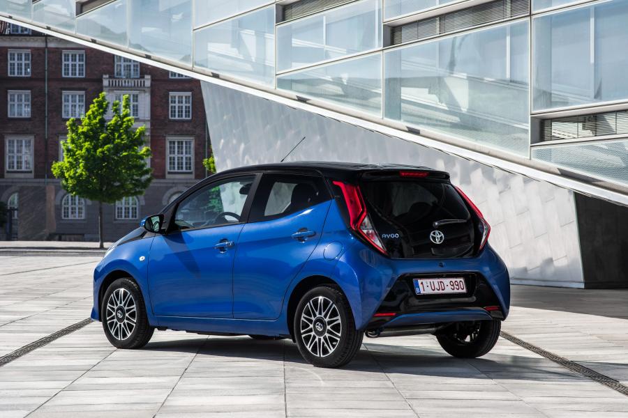  Toyota Aygo 5-Door 2018 года  (WW) (фото 39 из 40)